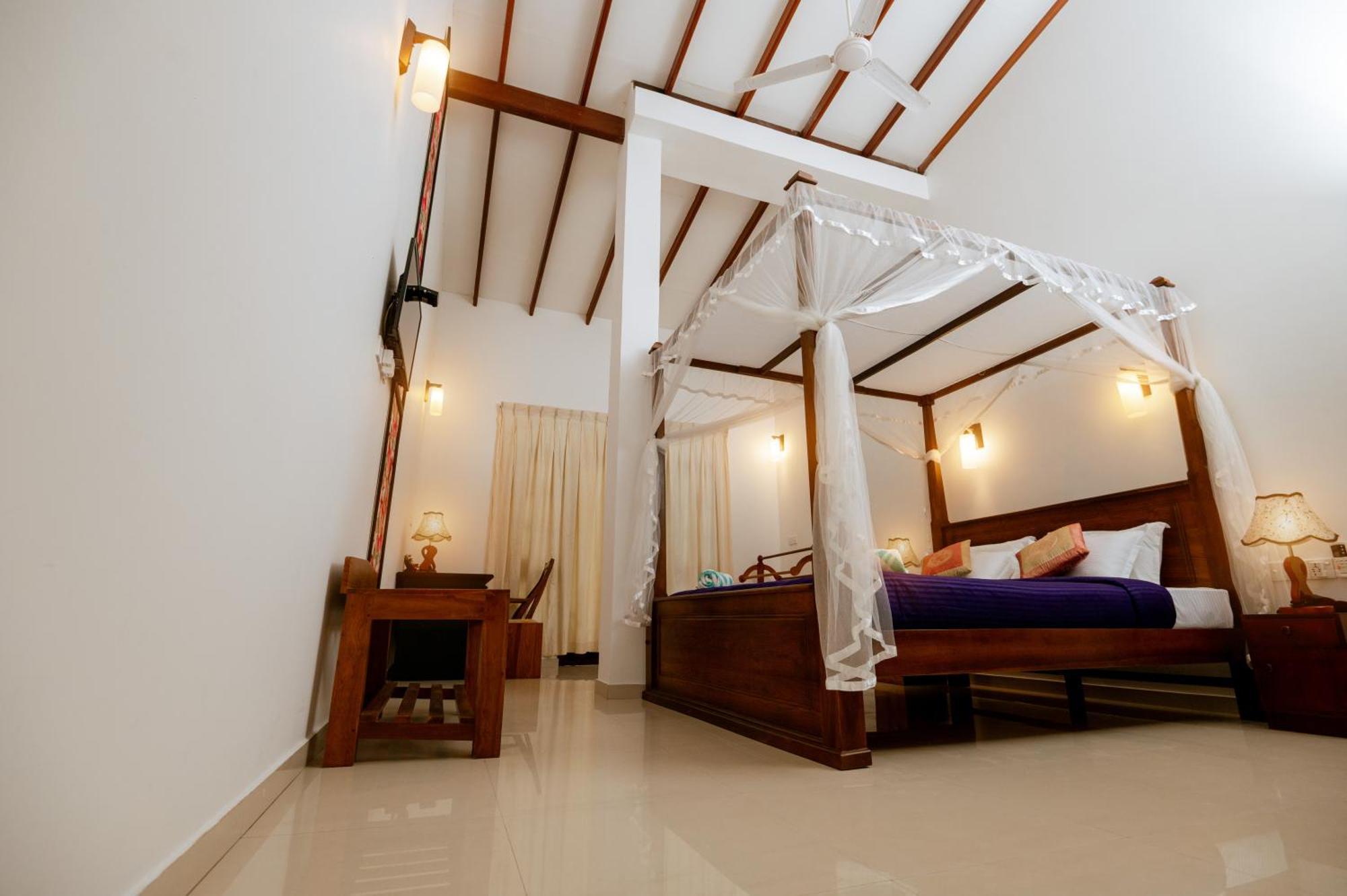 Prince Beach Hotel 벤토타 외부 사진