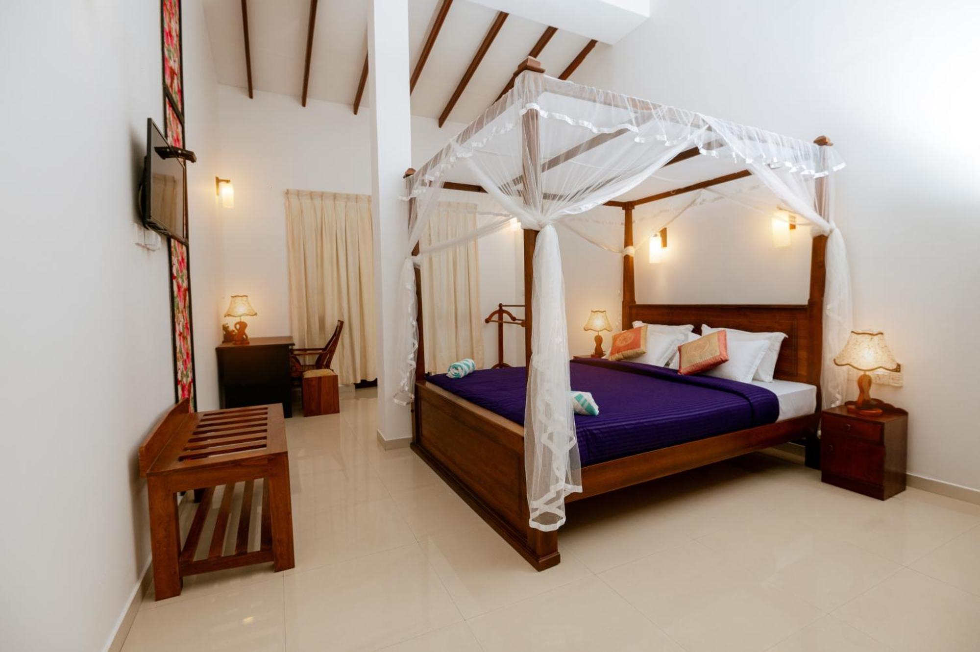 Prince Beach Hotel 벤토타 외부 사진