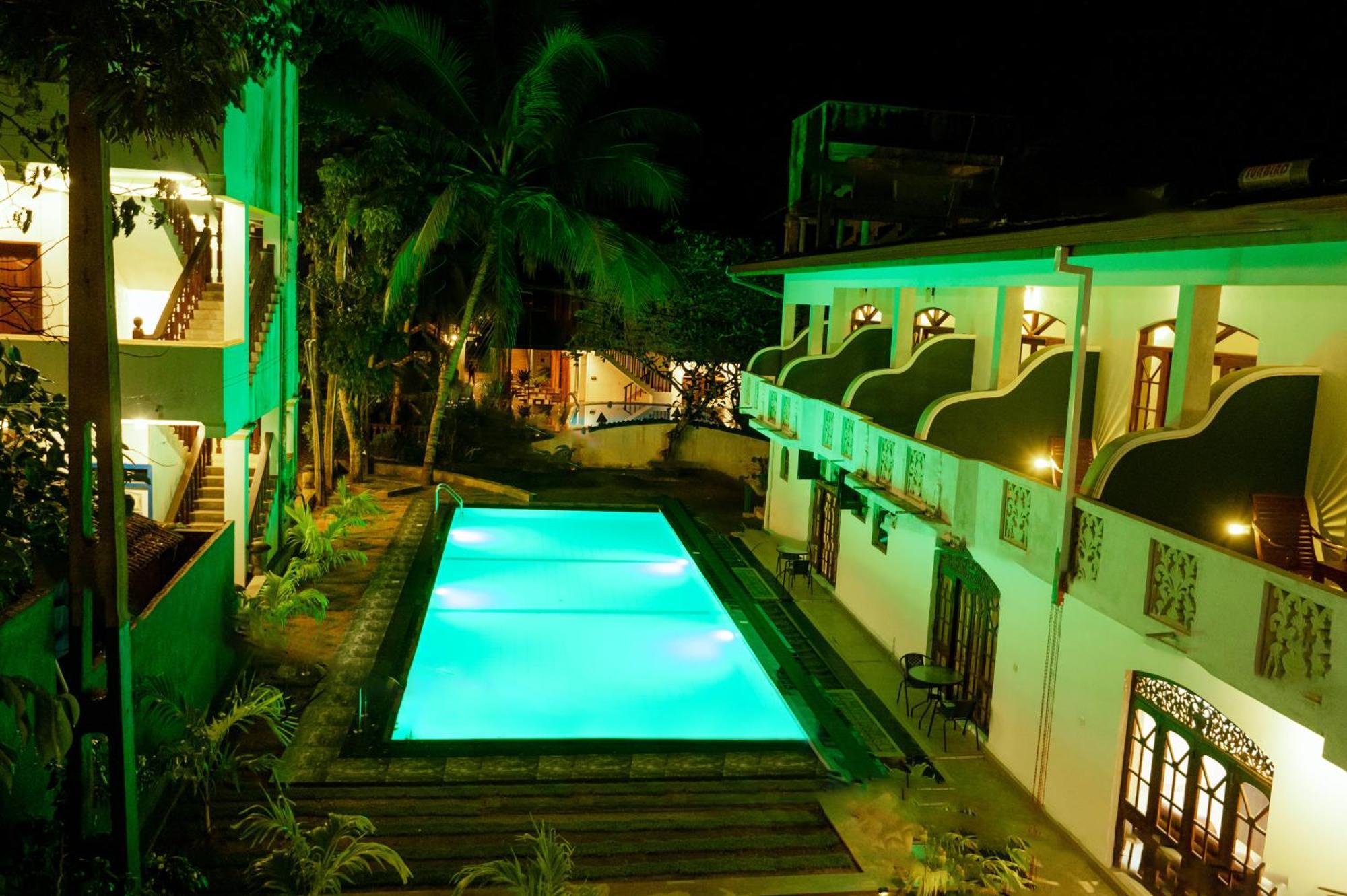 Prince Beach Hotel 벤토타 외부 사진