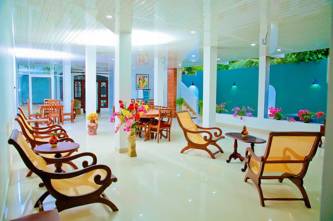 Prince Beach Hotel 벤토타 외부 사진